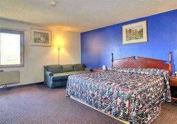 Baymont By Wyndham Beloit Hotel Exterior foto